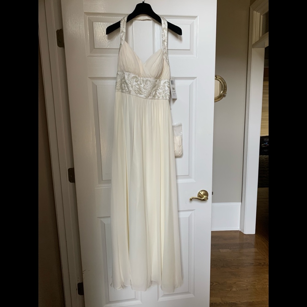 White Dress / Gown NWT Size 4